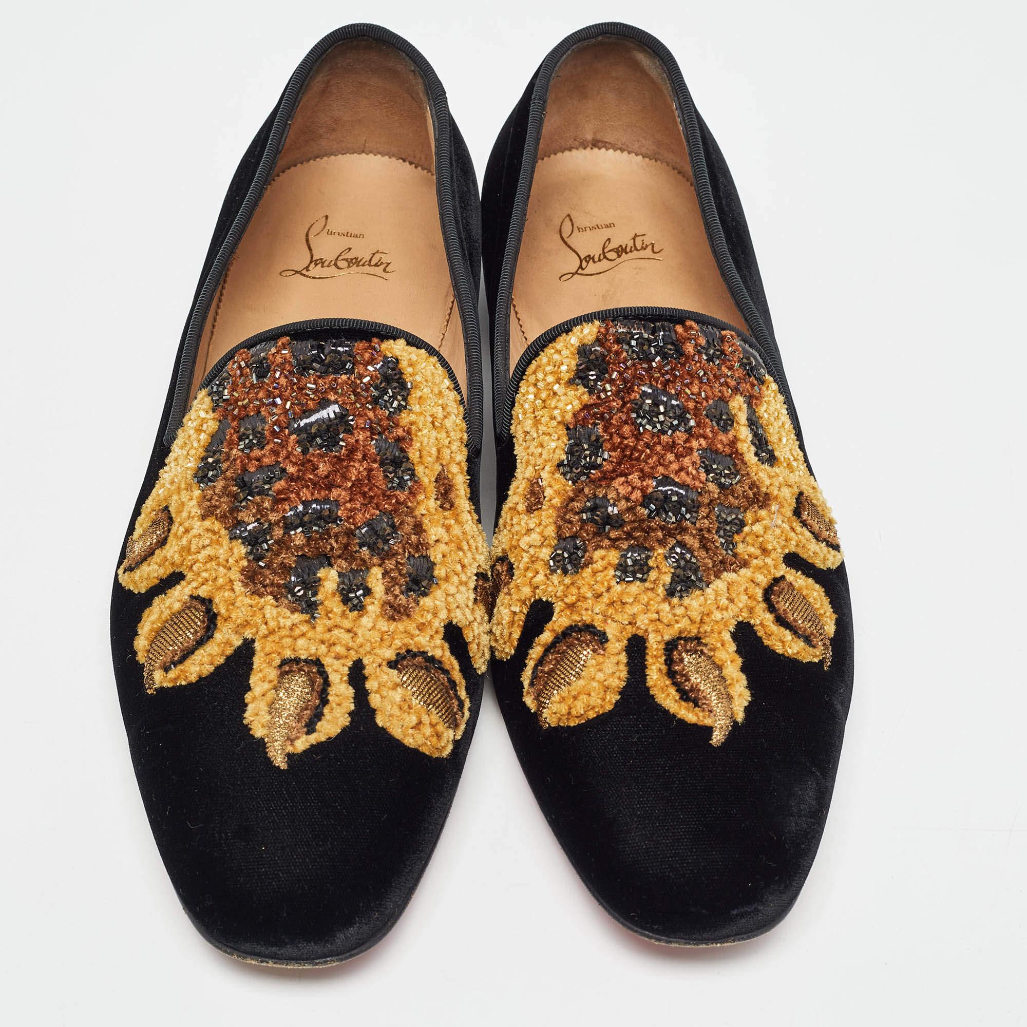 Christian Louboutin Black Velvet Embraided Smoking Slippers Size 40 In Good Condition In Dubai, Al Qouz 2