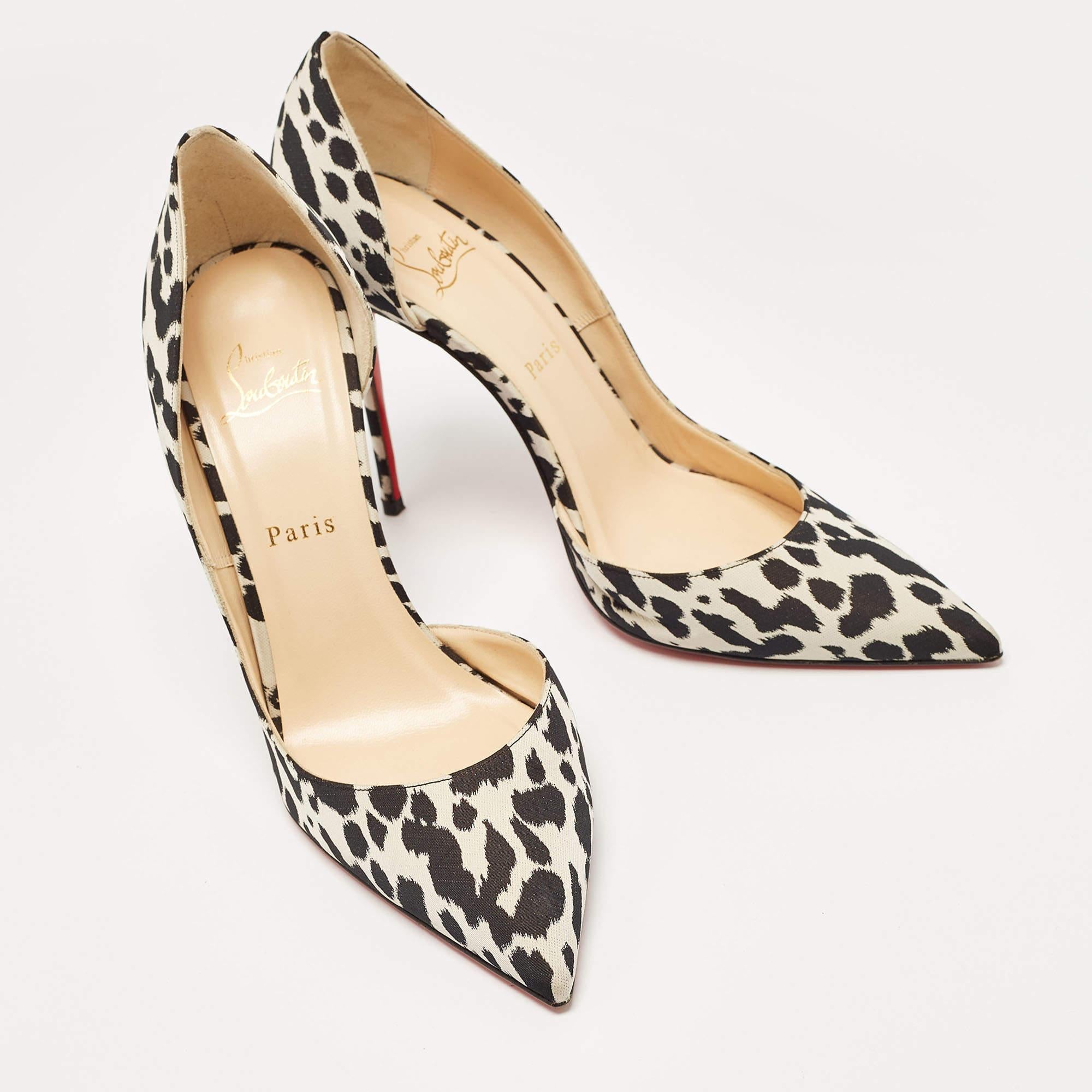 Christian Louboutin Black/White Leopard Print Fabric Iriza Pumps Size 41 In Good Condition For Sale In Dubai, Al Qouz 2