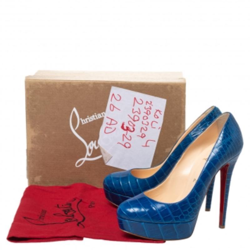 Christian Louboutin escarpins Bianca à plateforme en cuir d'alligator bleu, taille 39 2