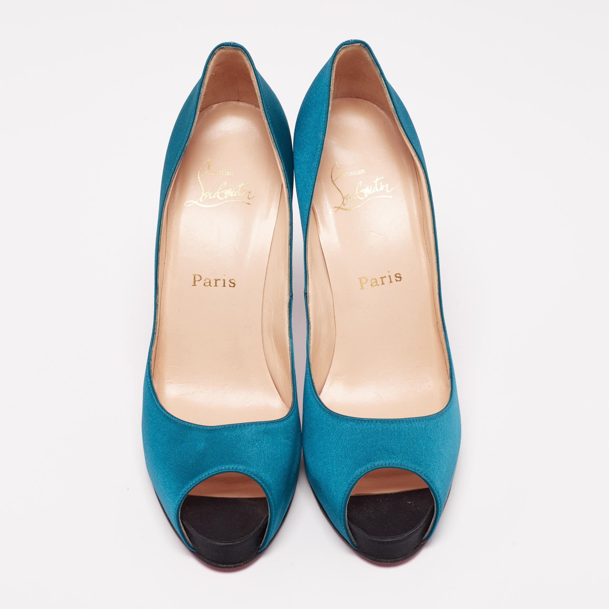 Women's Christian Louboutin Blue/Black Satin Very Prive Peep Toe Platform Pumps Size 40 For Sale