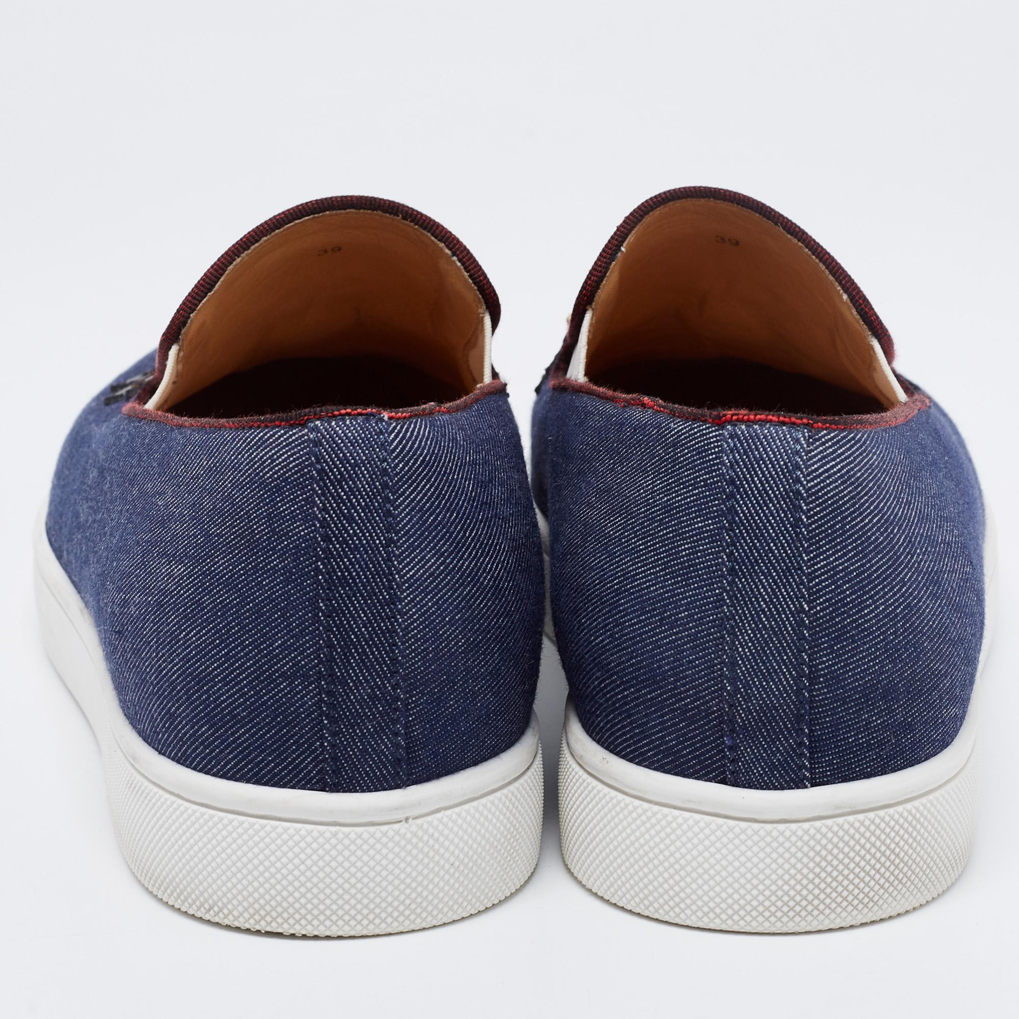 Christian Louboutin Blue Denim Embellished Slip-On Sneakers Size 39 In Good Condition In Dubai, Al Qouz 2