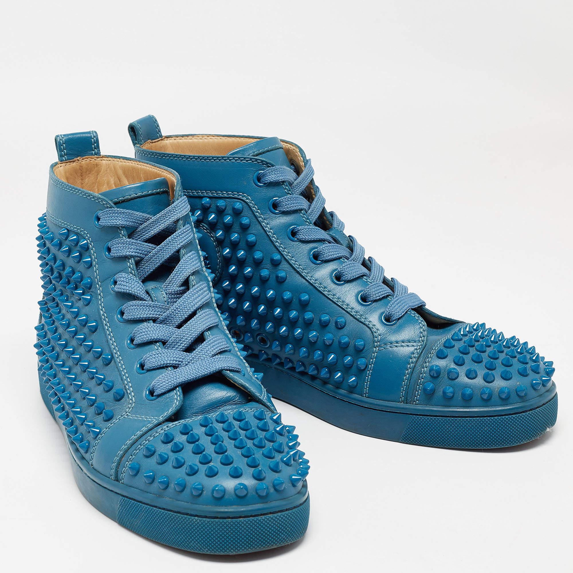 Christian Louboutin - Baskets Louis à pointes en cuir bleu, taille 41 Bon état - En vente à Dubai, Al Qouz 2