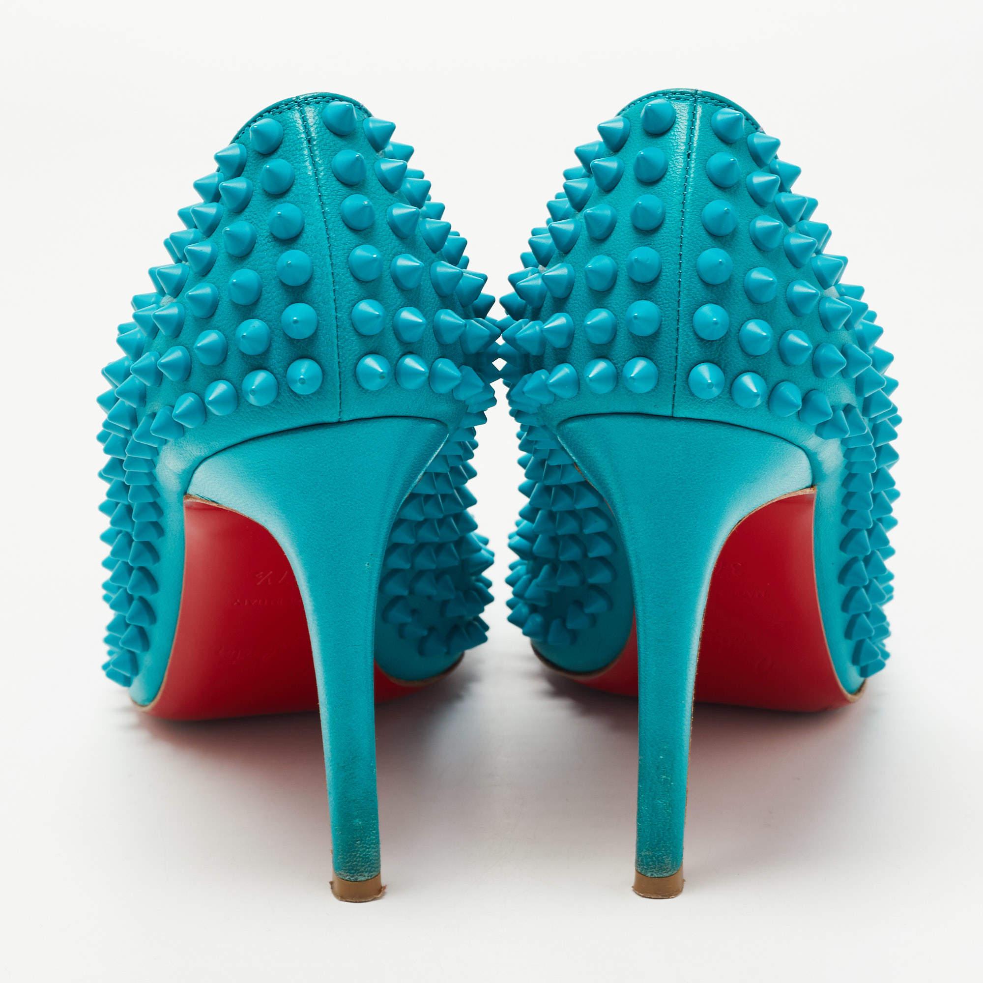 Christian Louboutin Blue Leather Pigalle Spikes Pumps Size 37.5 In Good Condition For Sale In Dubai, Al Qouz 2