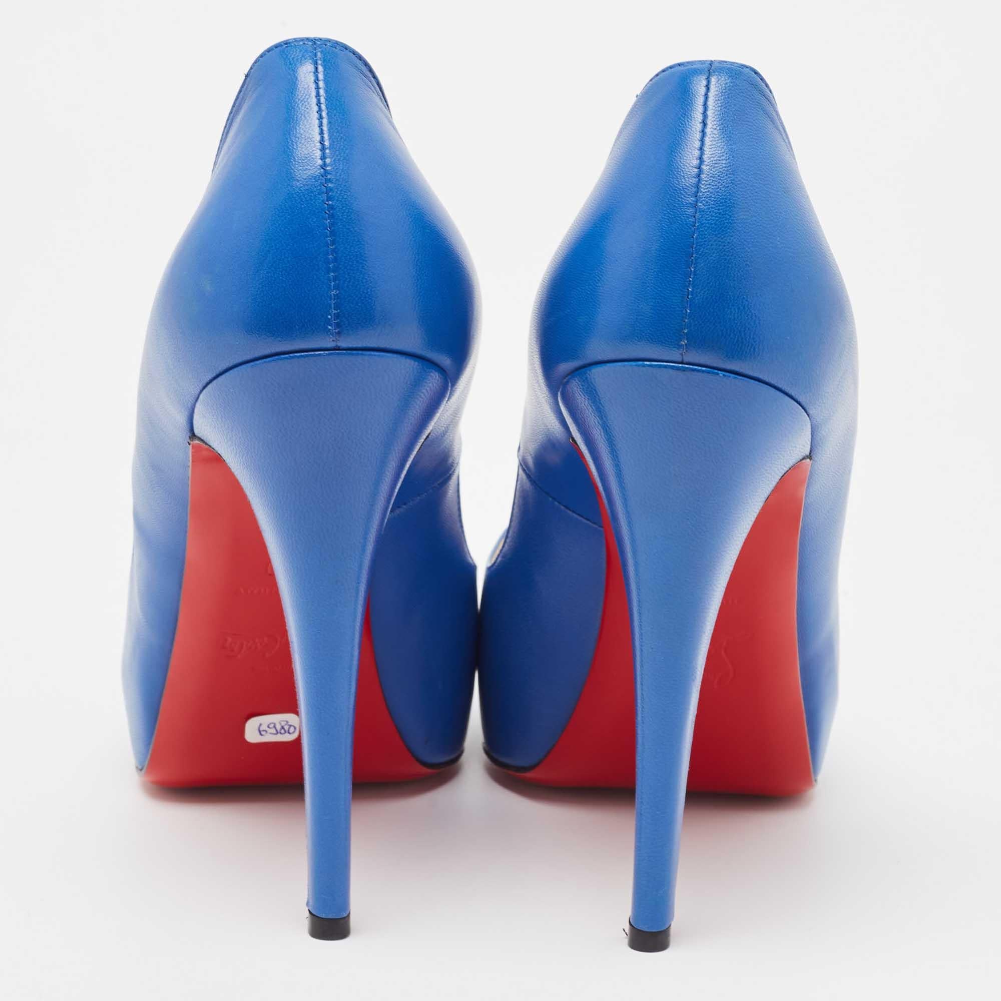 Christian Louboutin Blue Leather Very Prive Pumps Size 40 In Good Condition For Sale In Dubai, Al Qouz 2