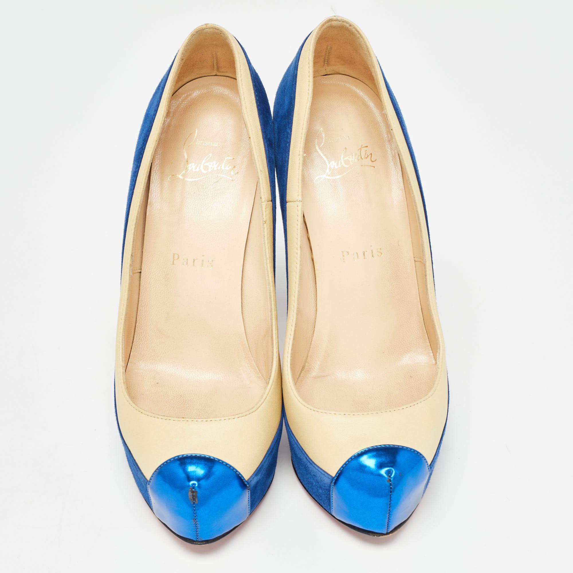 Bleu Christian Louboutin escarpins en daim et cuir bleu/jaune clair, taille 36 en vente