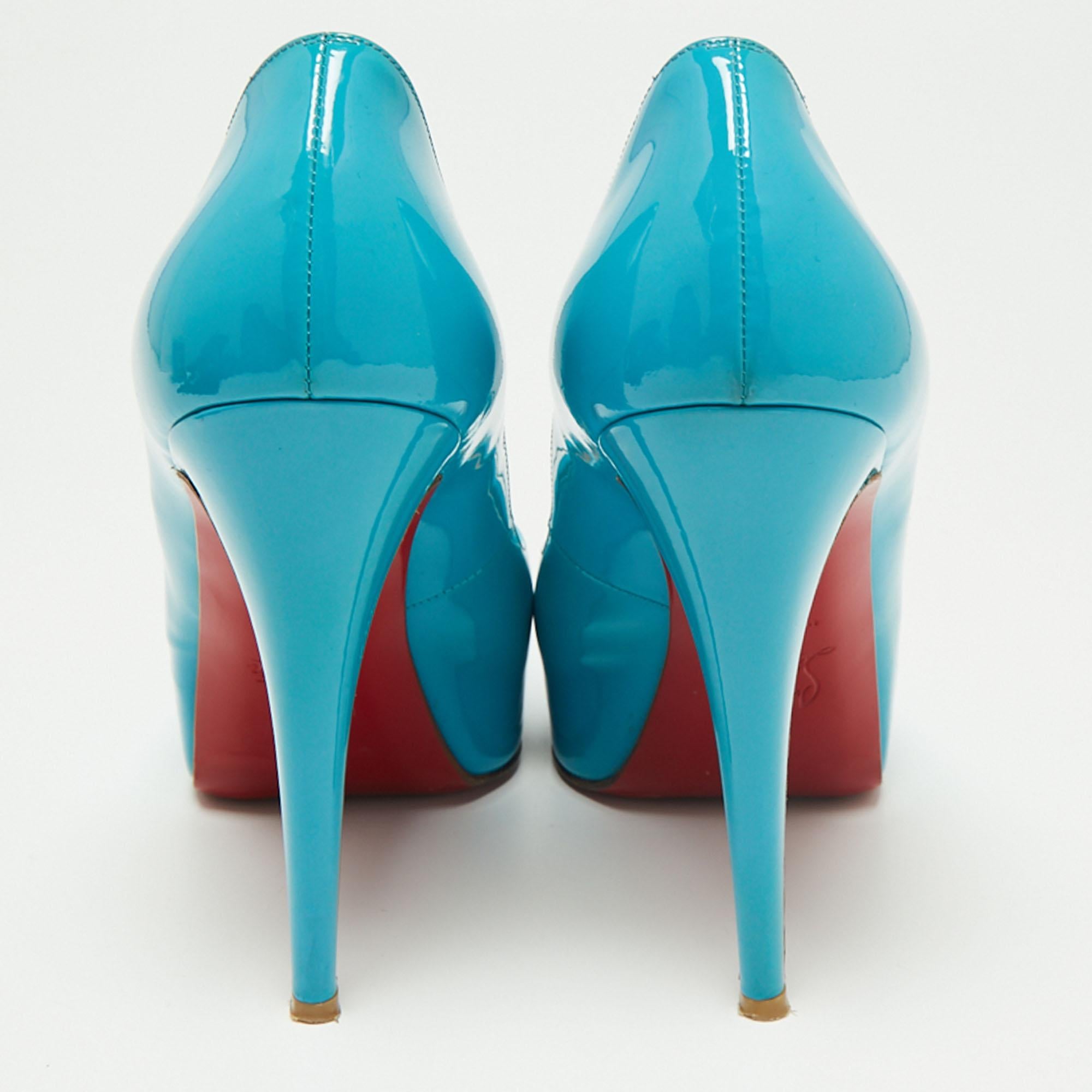 Christian Louboutin Blue Patent Leather New Prive Peep Toe Platform Pumps In Good Condition In Dubai, Al Qouz 2