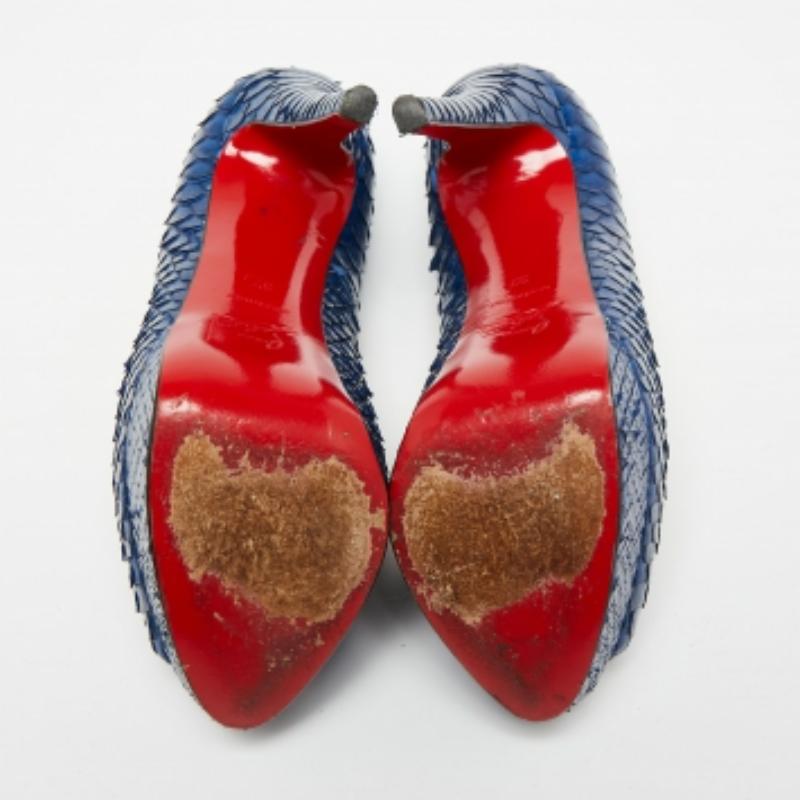 Christian Louboutin Bombas de plataforma Lady Peep de piel de pitón azul talla 37 Azul en venta