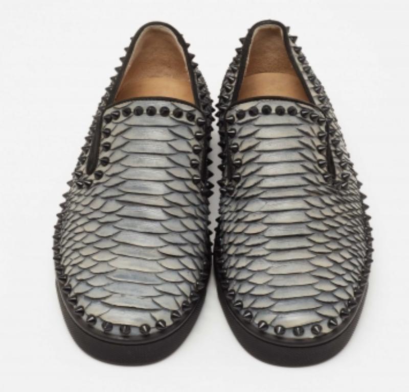 Christian Louboutin Blue Python Pik Boat Spike Slip On Sneakers Size 40 In Good Condition For Sale In Dubai, Al Qouz 2