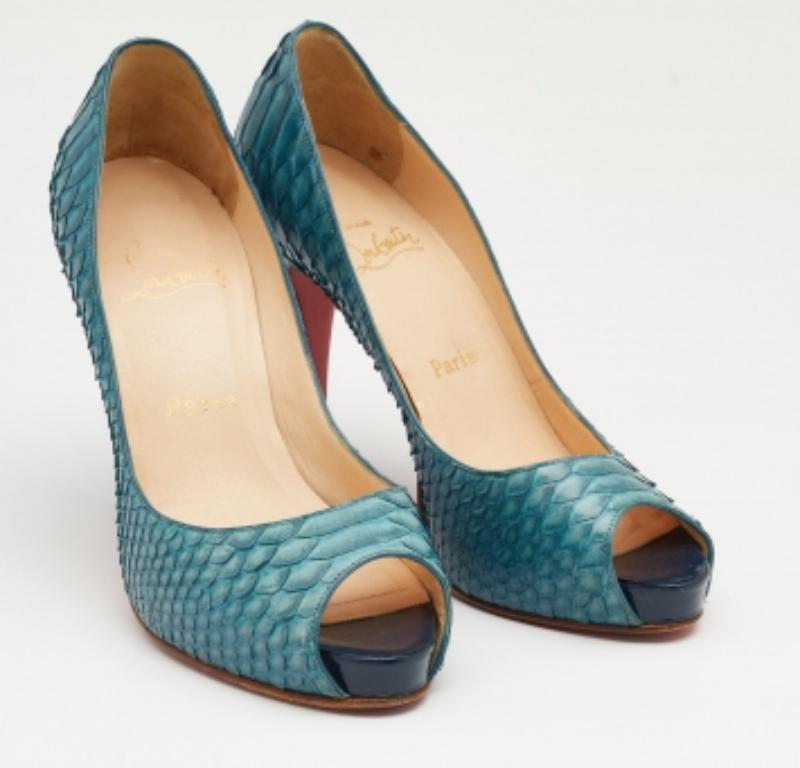 Christian Louboutin Blue Python Very Prive Platform Pumps Size 38 For Sale 1