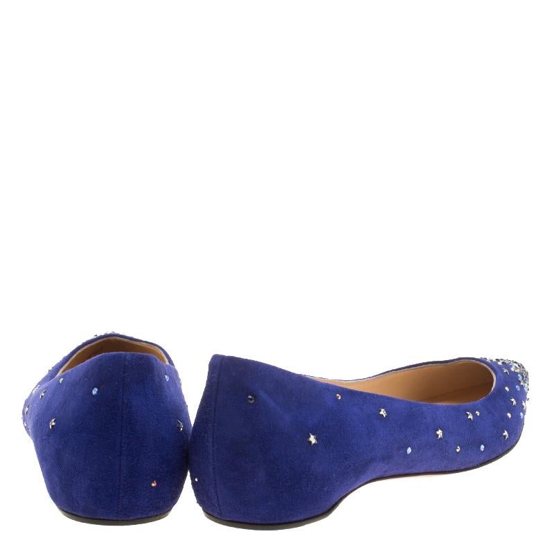 Christian Louboutin Blue Suede Gravitanita Crystal Embellished Pointed Toe Flats In New Condition In Dubai, Al Qouz 2