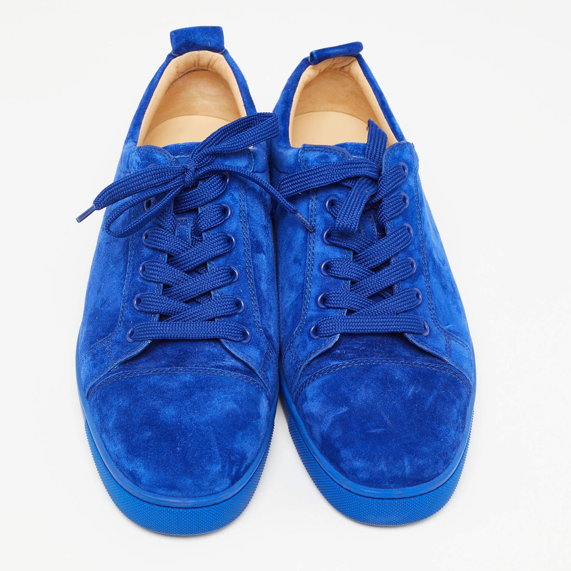 Christian Louboutin Blue Suede Leather Low Top Sneakers Size 42.5 In Excellent Condition For Sale In Dubai, Al Qouz 2