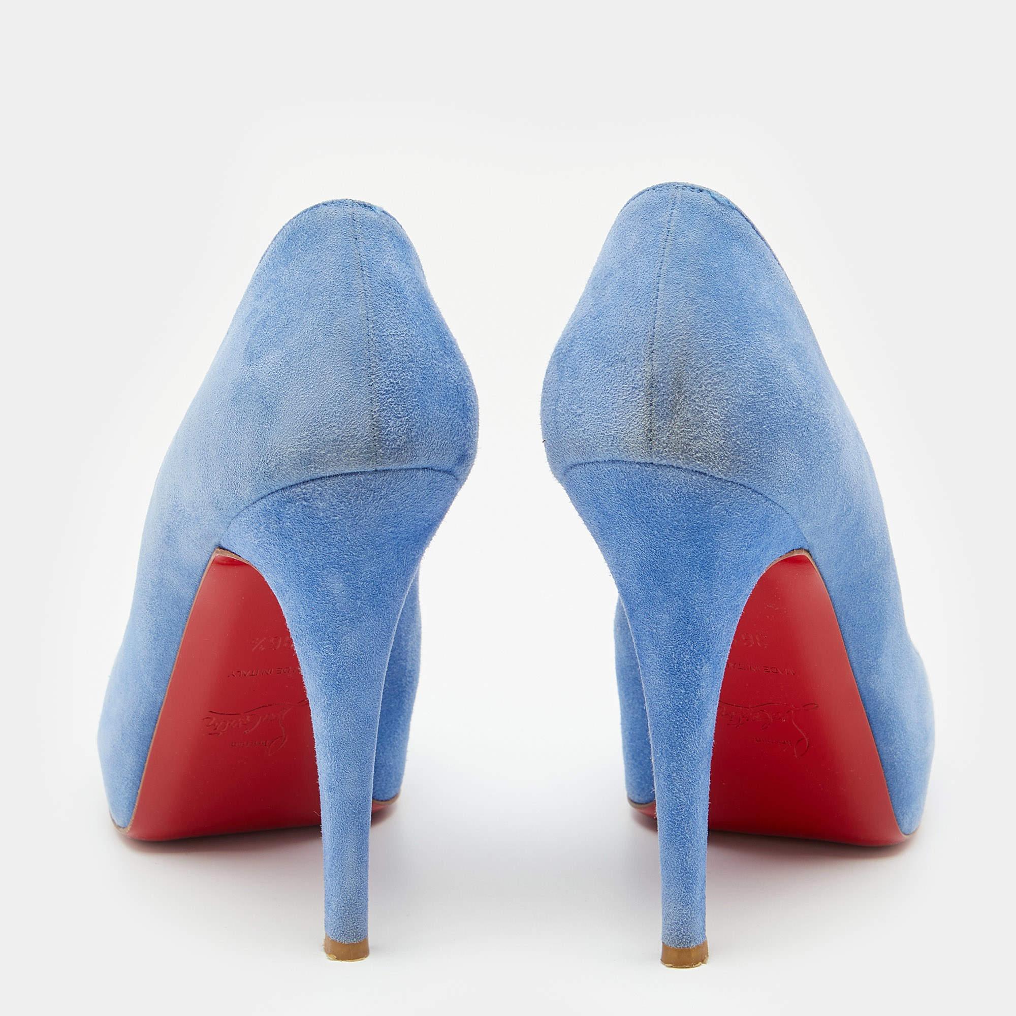 Christian Louboutin Blue Suede New Very Prive Peep Toe Pumps Size 36.5 In Good Condition For Sale In Dubai, Al Qouz 2