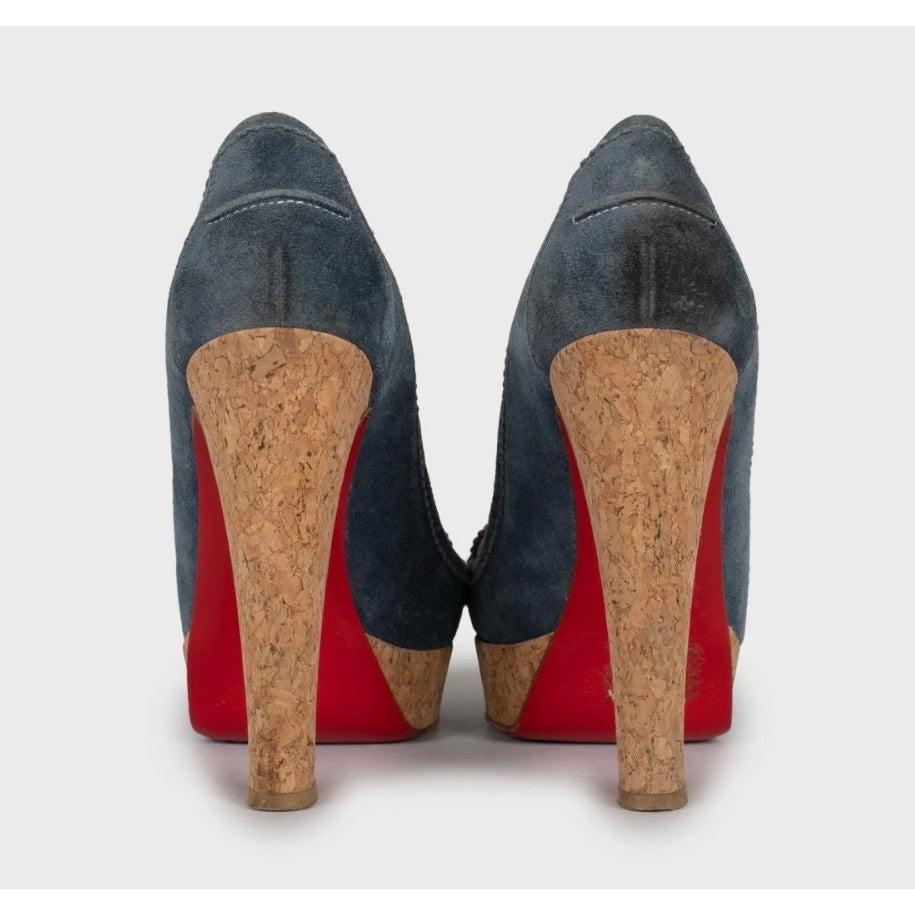 Christian Louboutin Blue Suede Peep-Toe Pumps - Size 39 en Bueno estado para la venta en Krakow, PL