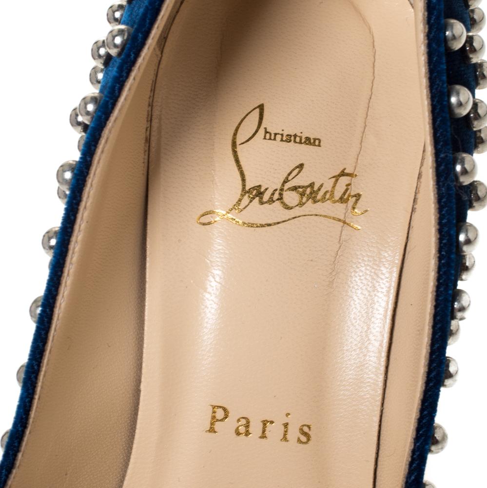 Christian Louboutin Blue Velvet Eclipse Billy Studded Pumps Size 38 In Good Condition In Dubai, Al Qouz 2