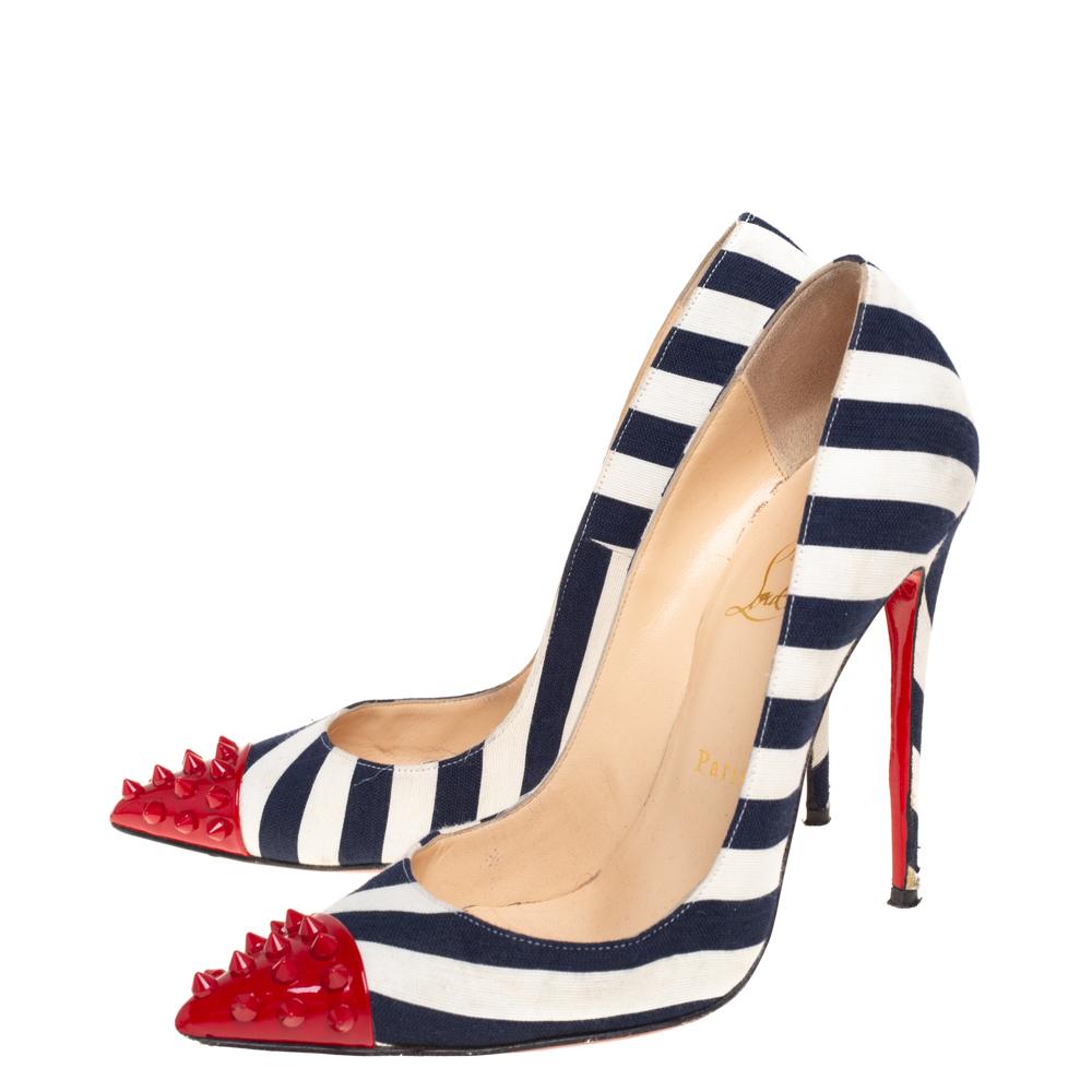 Christian Louboutin Blau/ Weiß Lackleder gestreift Spike Größe 38.5 Damen
