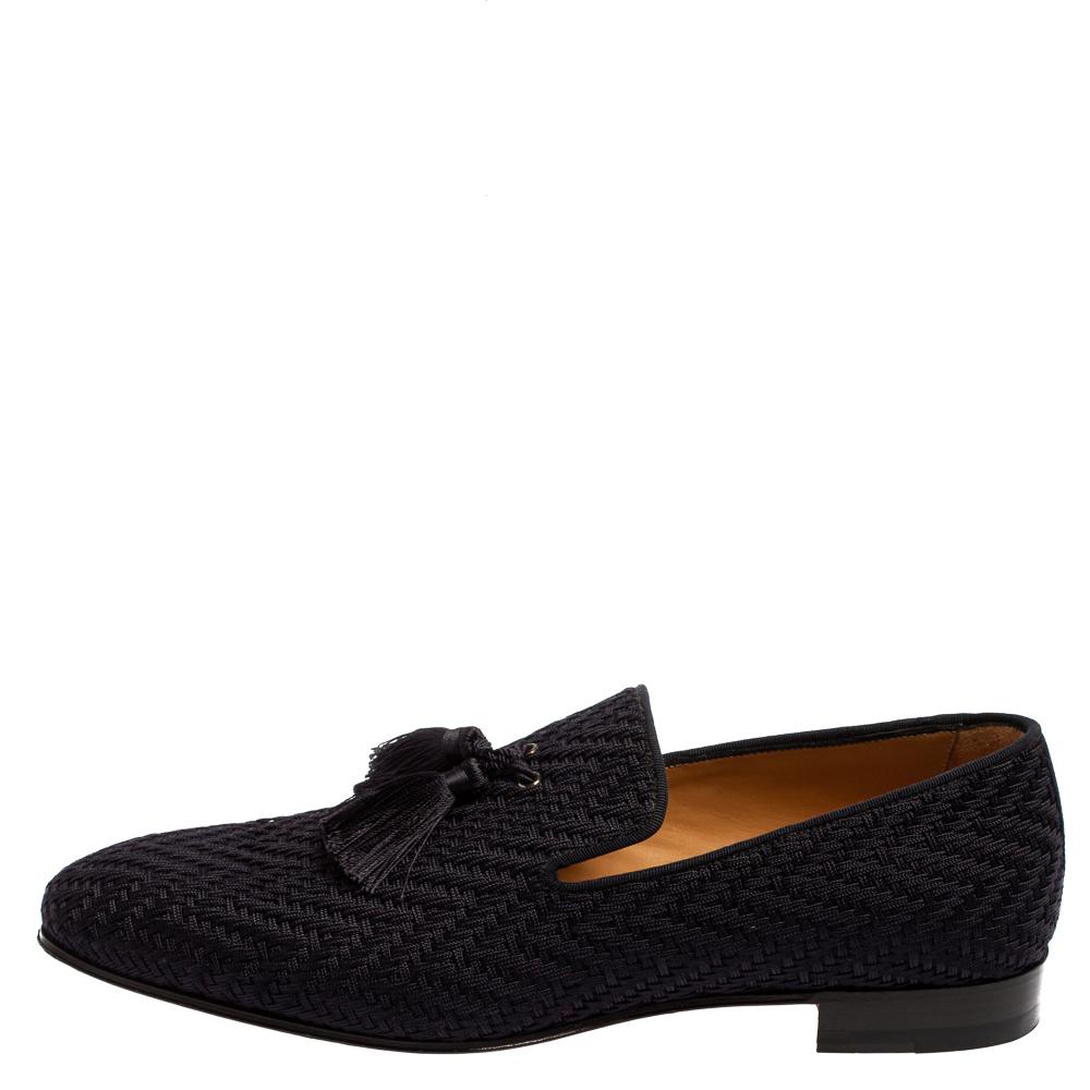 Aren't these Officialito loafers from Christian Louboutin simply amazing? They are crafted from blue woven fabric and styled with tassels on the vamps. They come equipped with comfortable leather-lined insoles and the signature red-lacquered