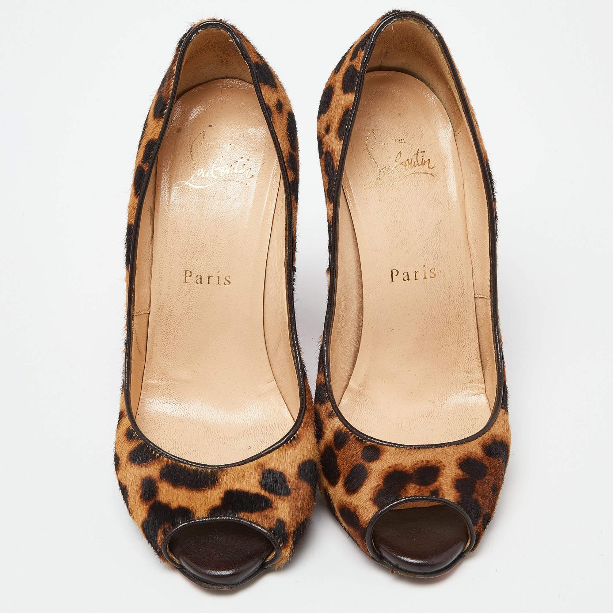 Christian Louboutin Brown/Beige Leopard Print Calf Hair Flo Pumps Size 35.5 In Good Condition In Dubai, Al Qouz 2