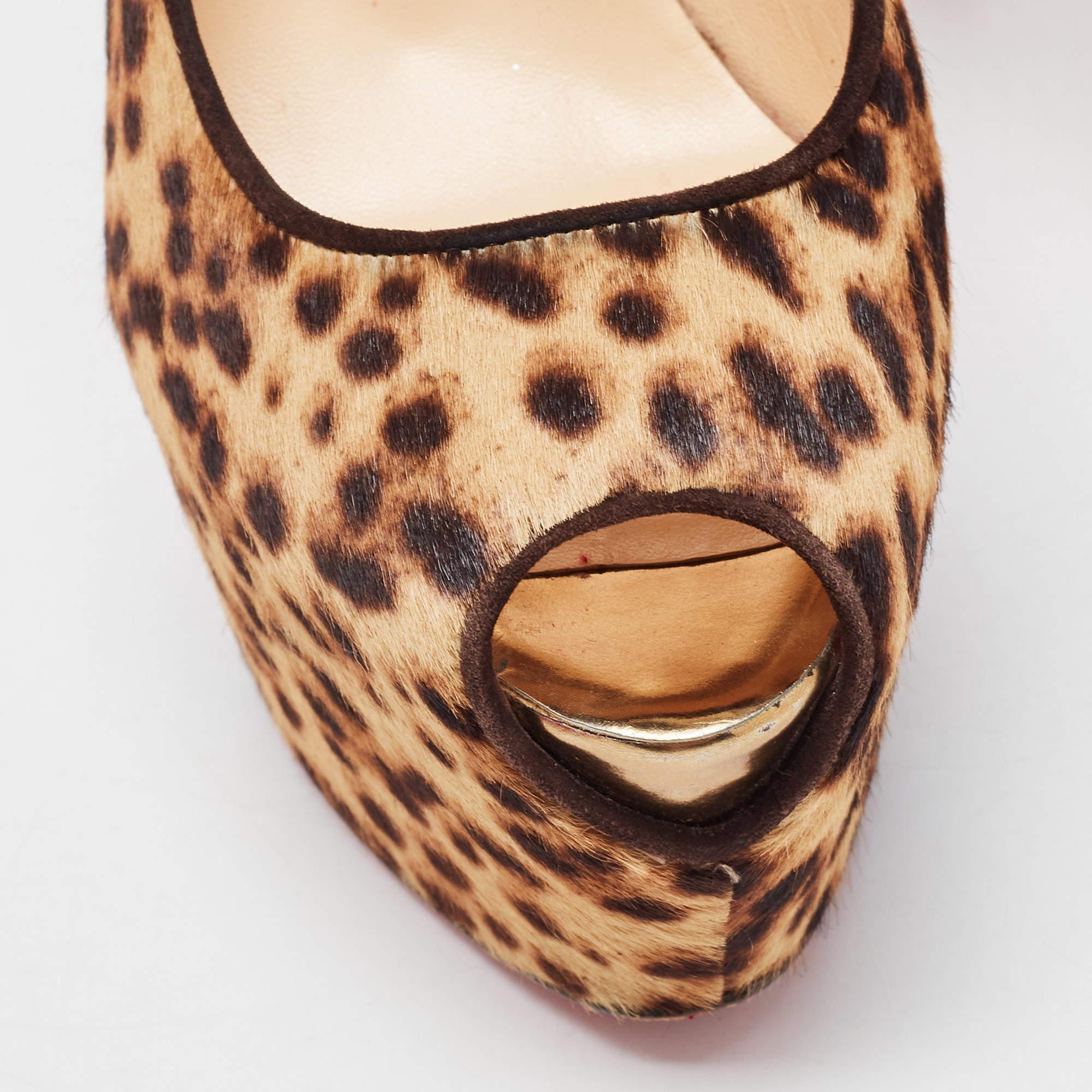 Christian Louboutin Brown/Beige Leopard Print Calf Hair Highness Pumps Size 39 For Sale 4