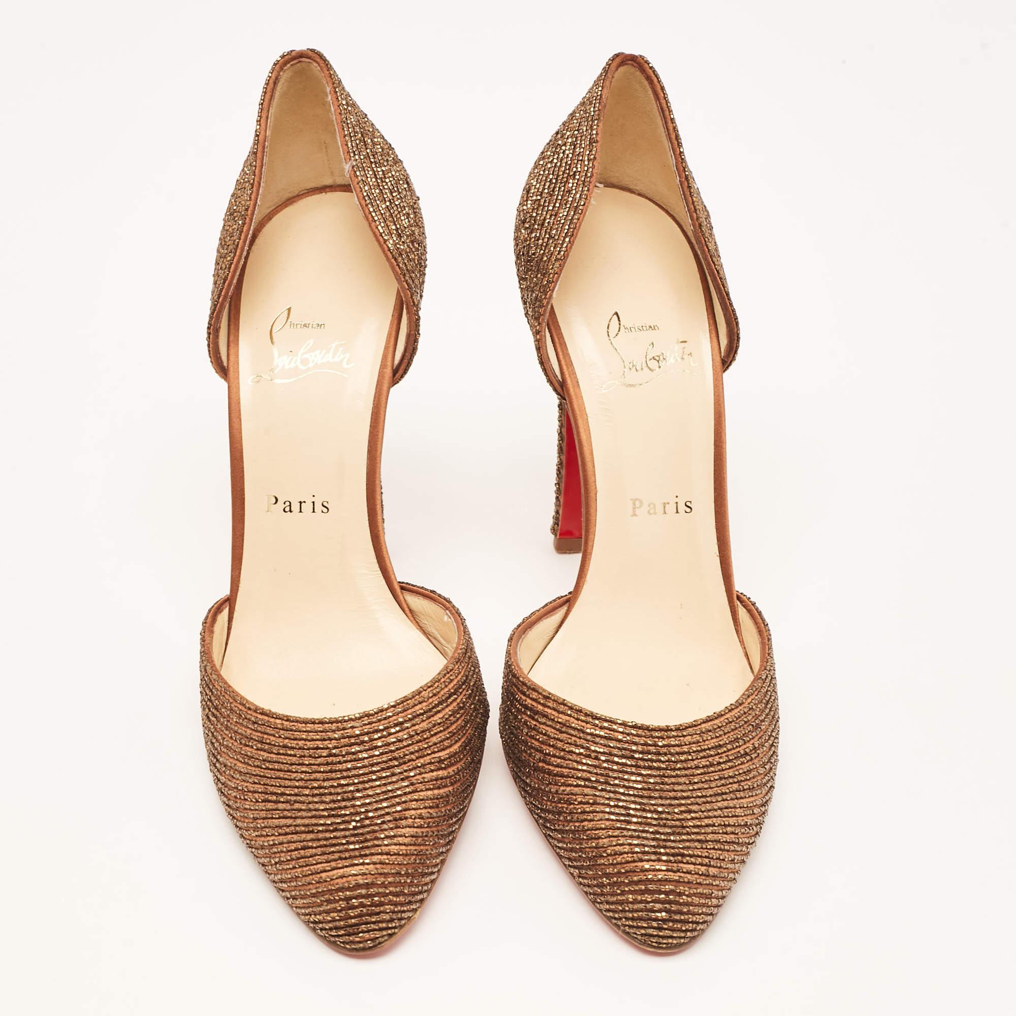 Marrone Christian Louboutin Pumps Labirinto in raso marrone impreziosito taglia 41 in vendita