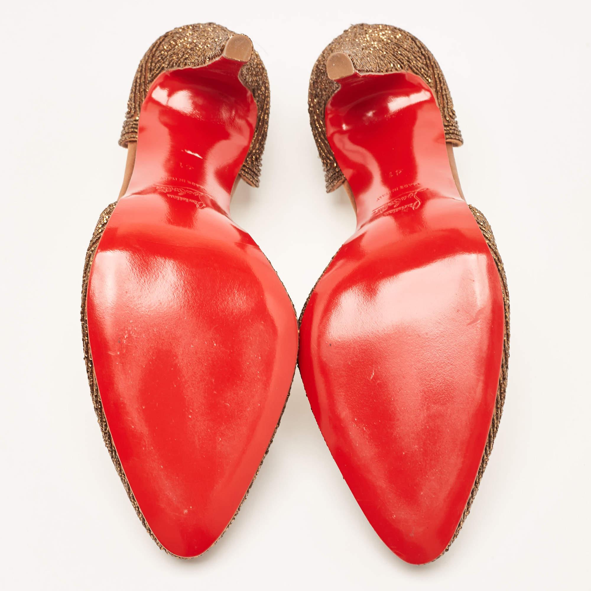 Christian Louboutin Pumps Labirinto in raso marrone impreziosito taglia 41 in vendita 1