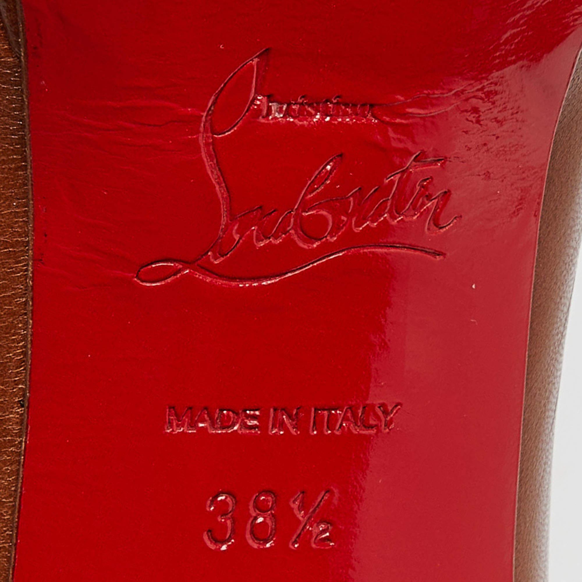 Christian Louboutin Brown Leder Neu Prive Pumps Größe 38.5 im Angebot 2