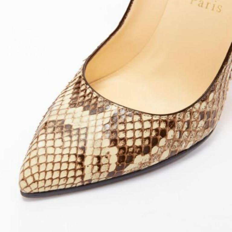 CHRISTIAN LOUBOUTIN escarpin à bout pointu en cuir naturel écaillé Brown EU37 en vente 2