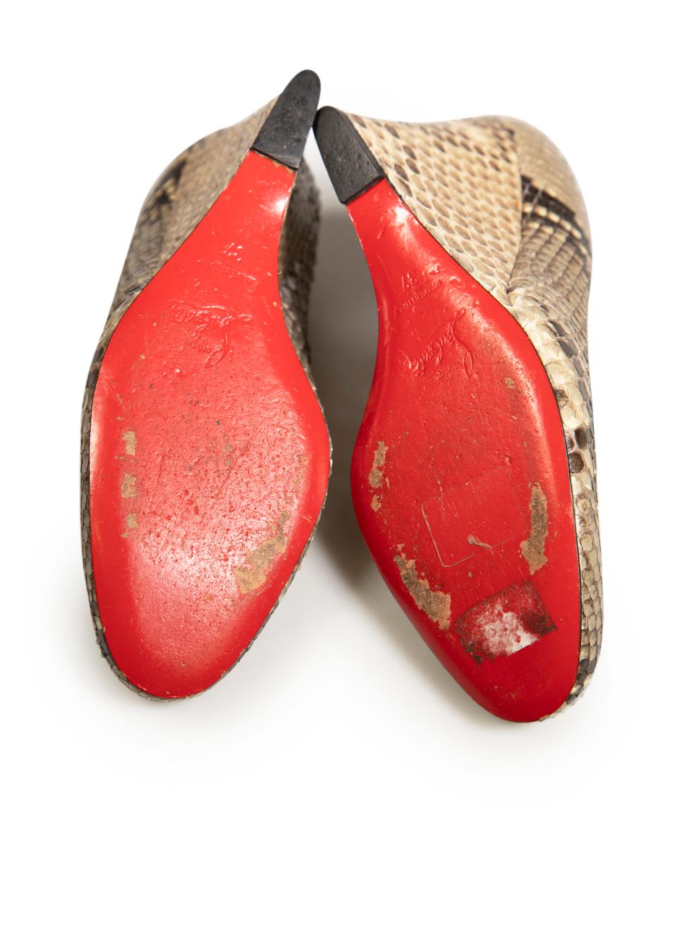 Christian Louboutin Brown Python Ron Ron Wedge Pumps Size IT 37 Bon état - En vente à London, GB