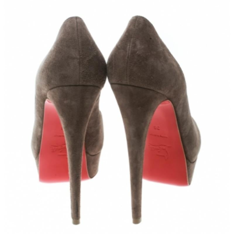 Christian Louboutin Brown Wildleder Dame Peep Toe Plateau Pumps Größe 36 (Braun) im Angebot
