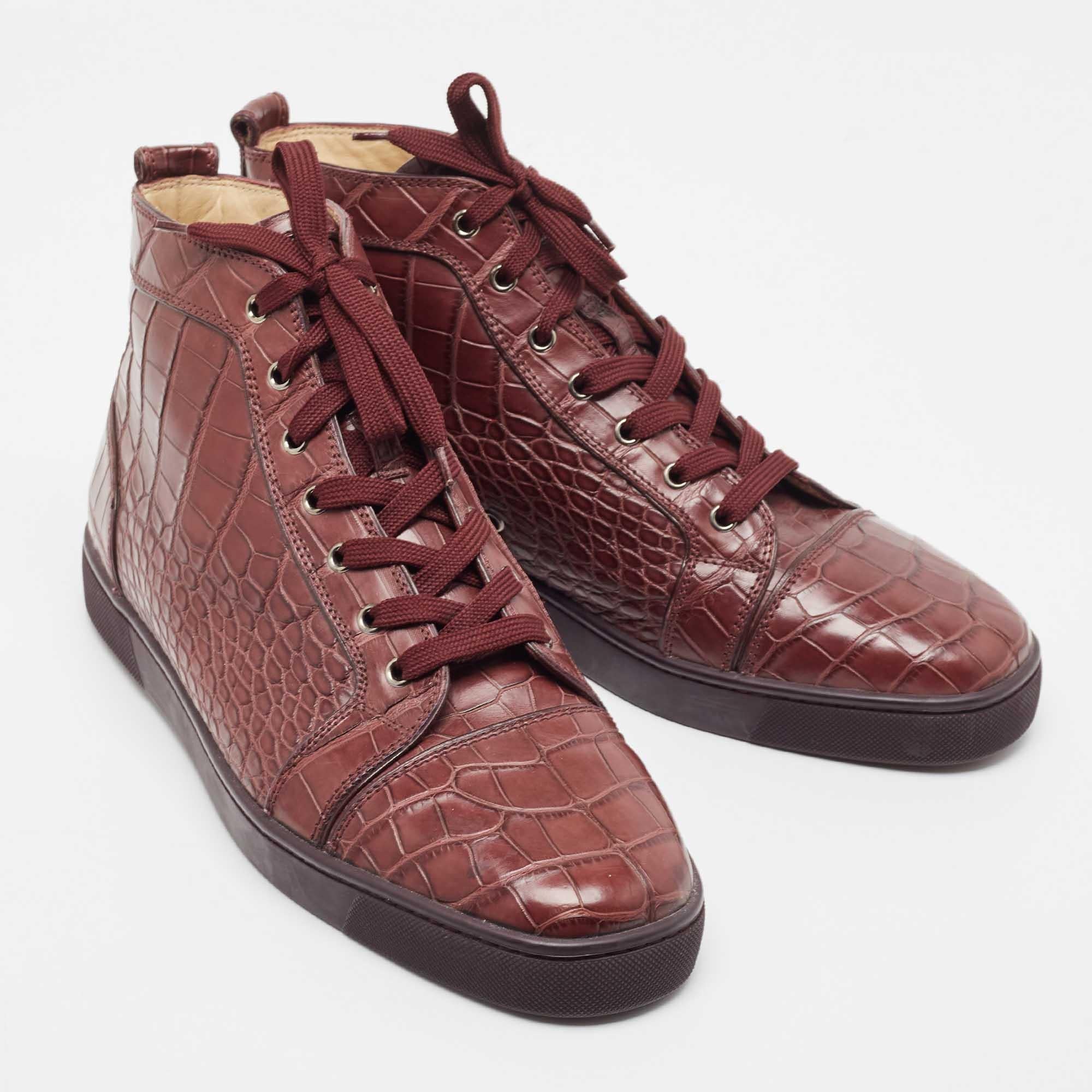 Christian Louboutin Burgundy Crocodile Leather Louis High Top Sneakers Size 46 In New Condition For Sale In Dubai, Al Qouz 2