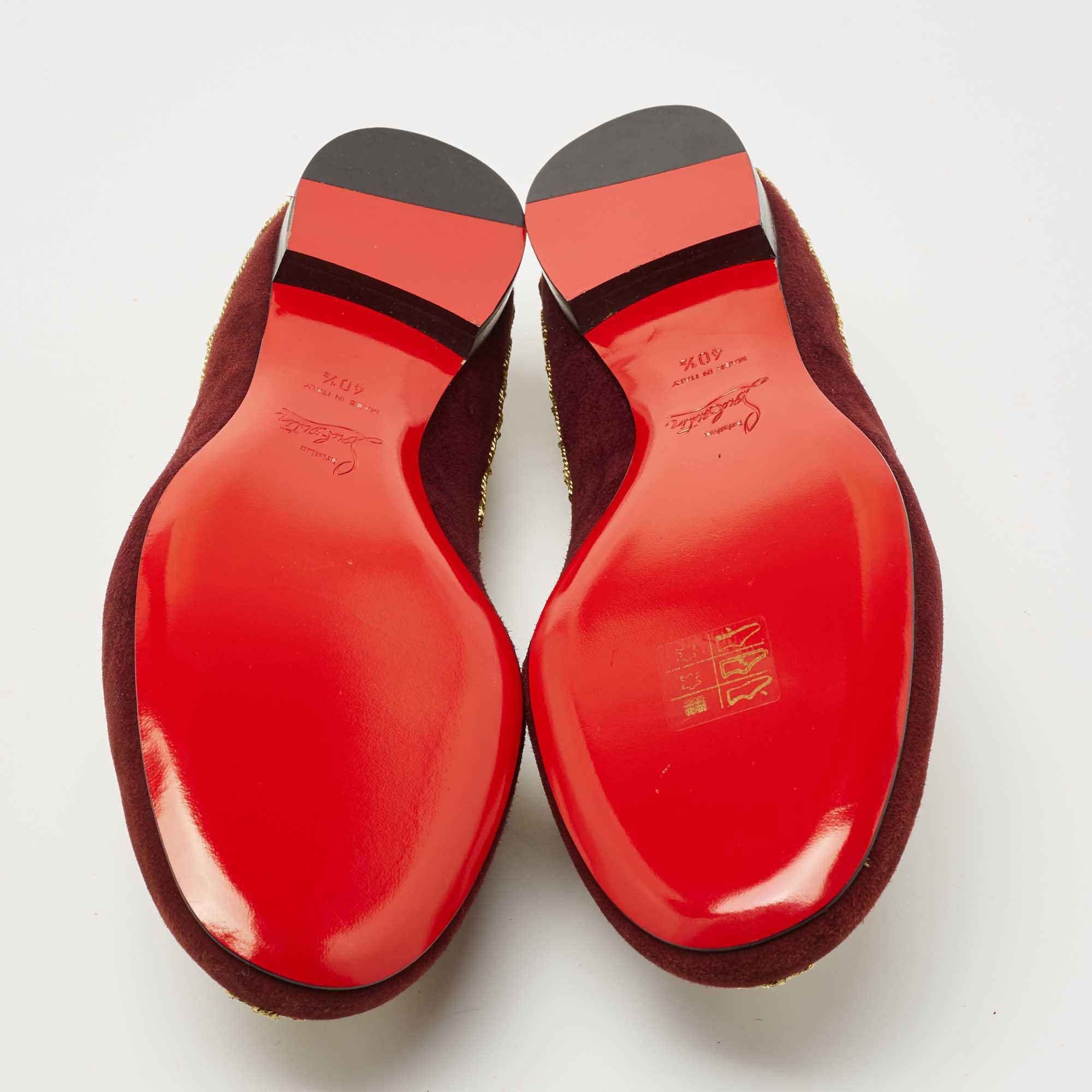 Christian Louboutin - Chaussures de smoking Mamounia brodées couleur bourgogne, taille 40,5 en vente 4