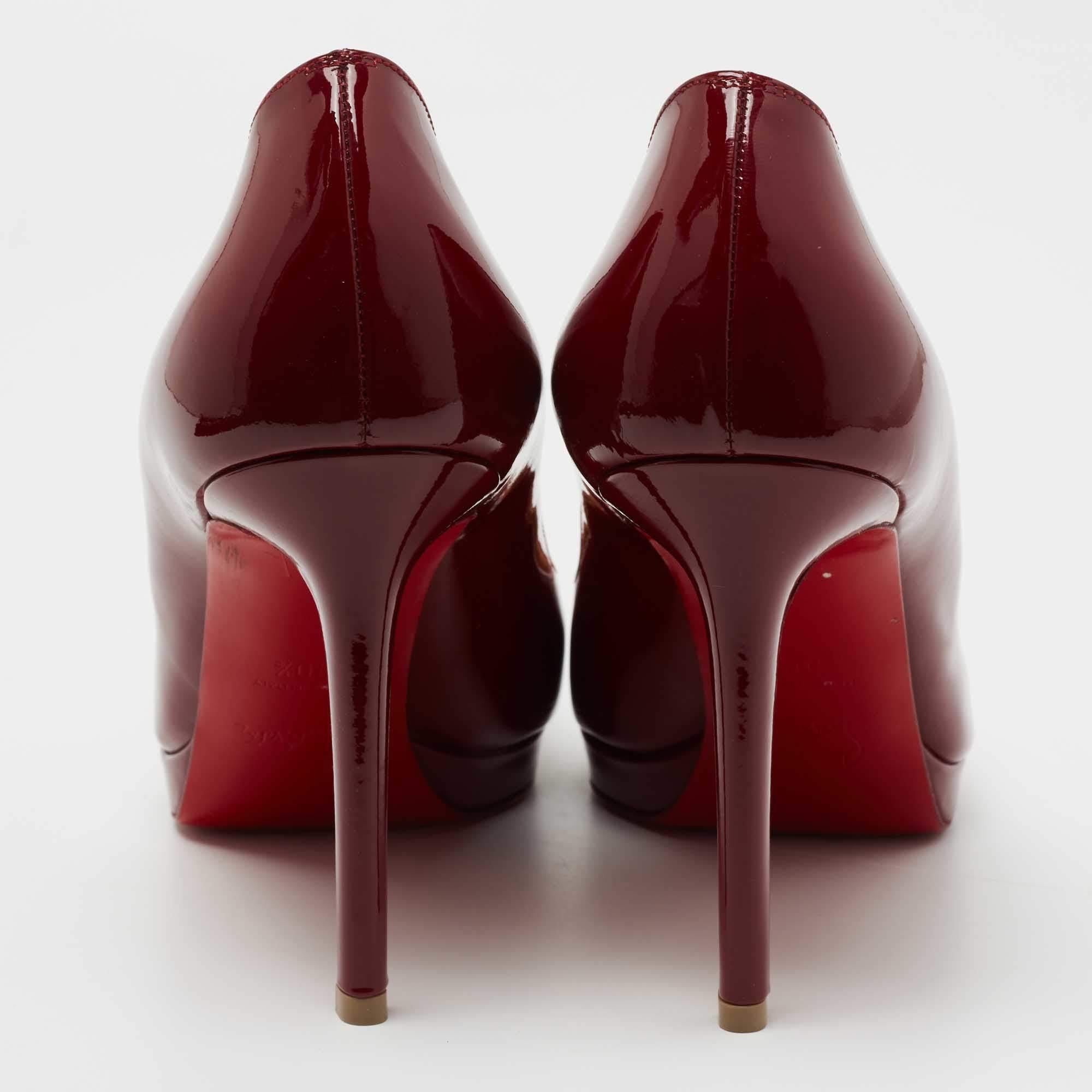 Christian Louboutin Burgundy Patent Leather Pigalle Plato Pumps Size 40.5 In Good Condition In Dubai, Al Qouz 2