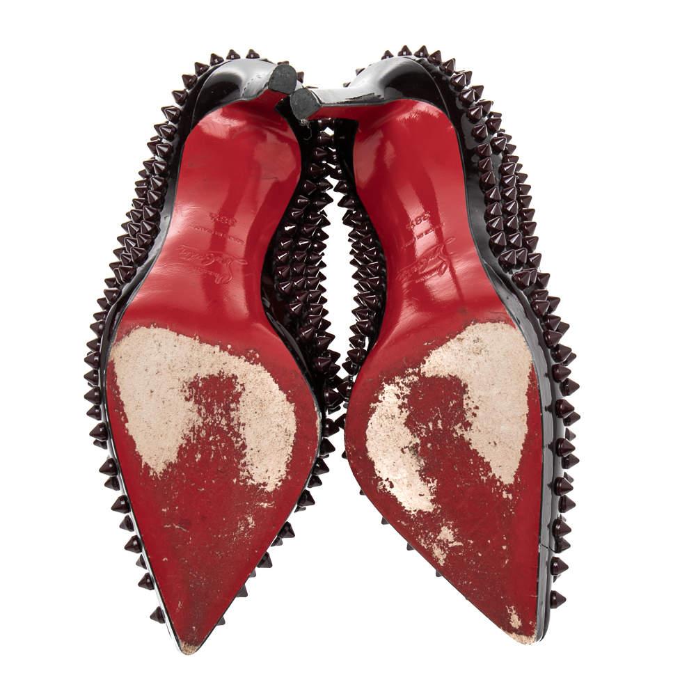 Christian Louboutin Burgundy Patent Leather Pigalle Plato Spikes Pumps Size 38.5 For Sale 2