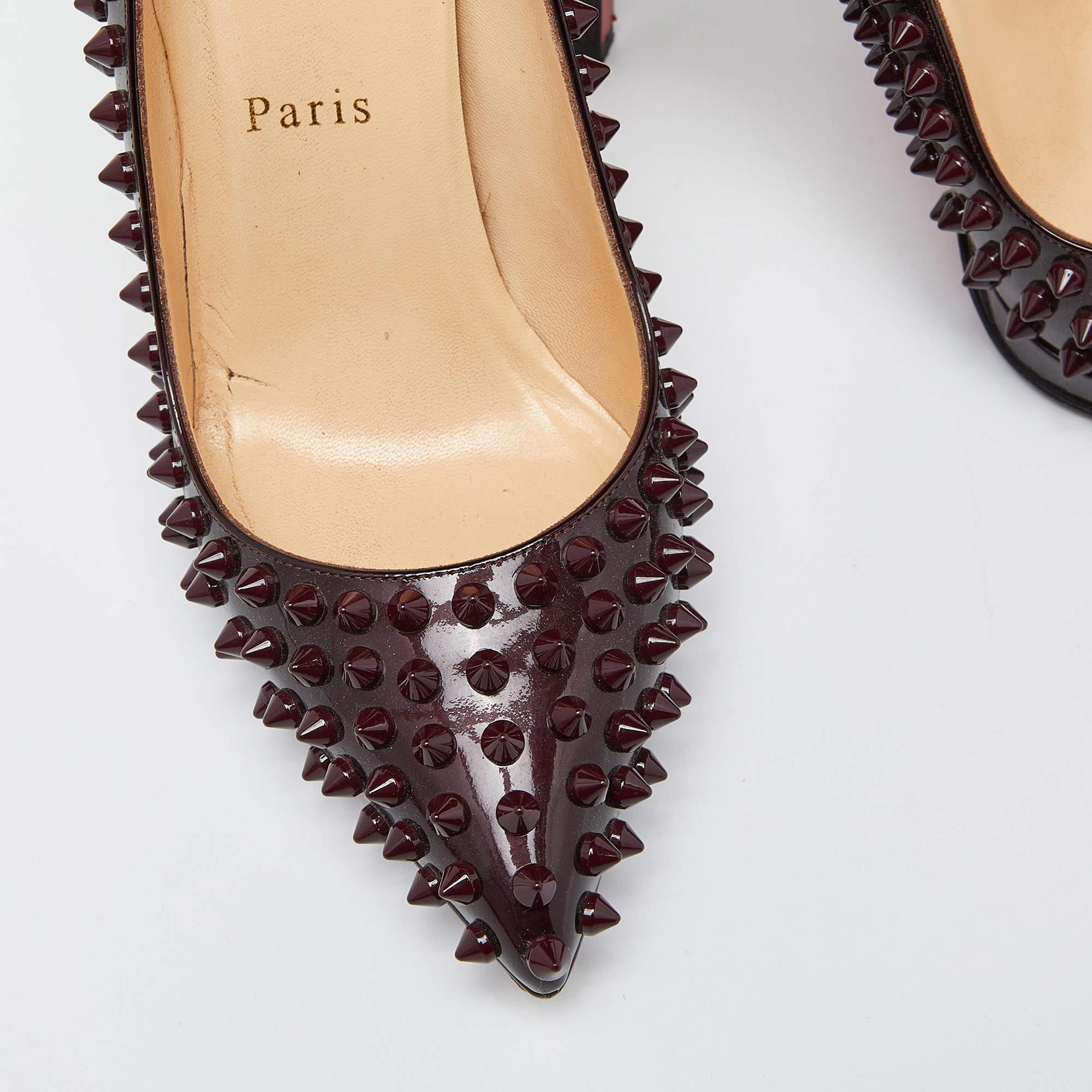 Christian Louboutin Burgundy Patent Leather Pigalle Spikes Pumps Size 37 In Good Condition For Sale In Dubai, Al Qouz 2