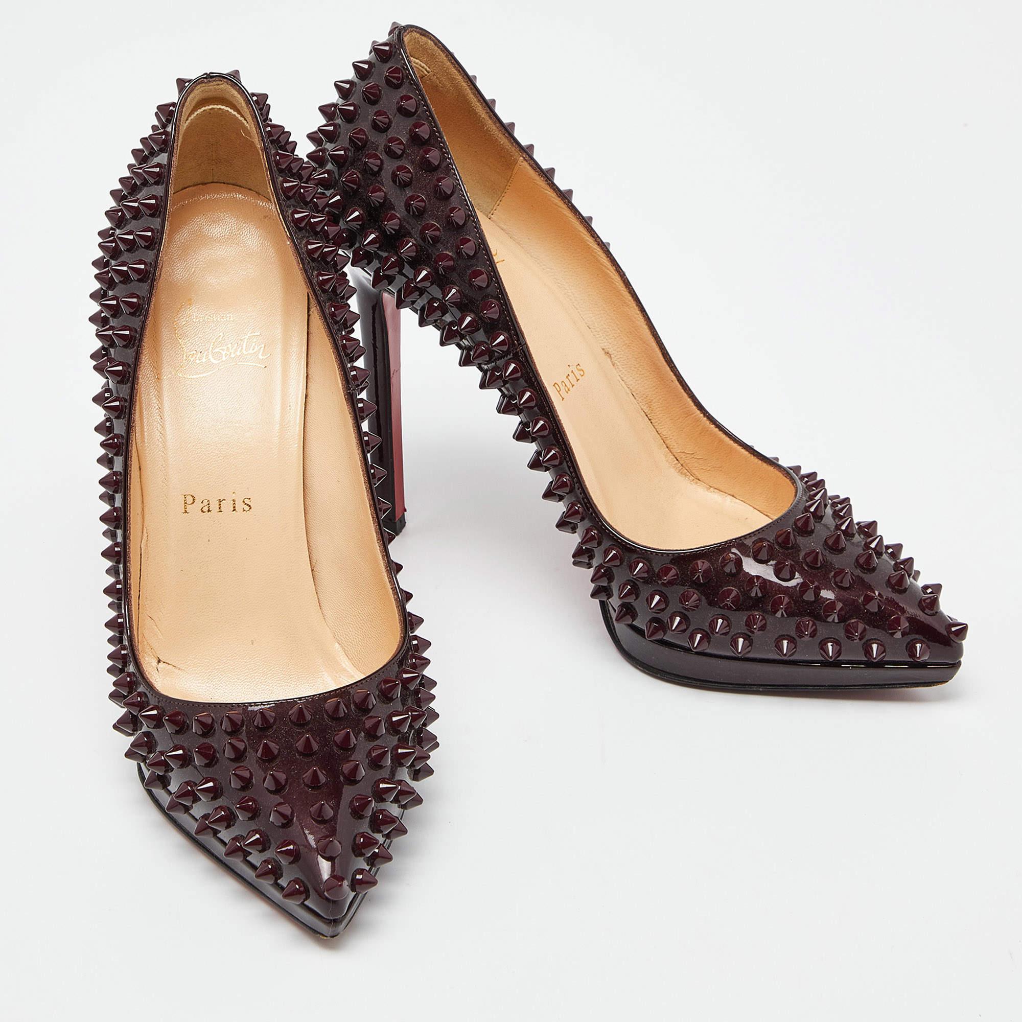 Women's Christian Louboutin Burgundy Patent Leather Pigalle Spikes Pumps Size 37 For Sale