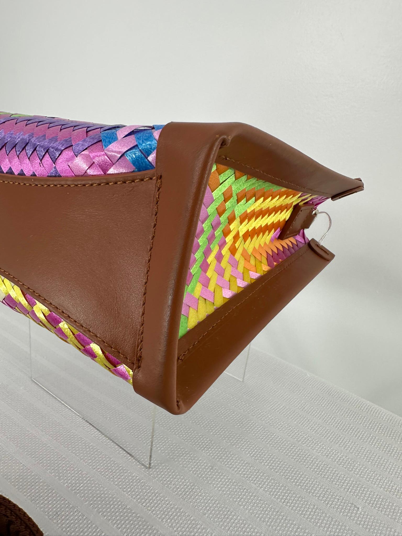 Christian Louboutin By My Side Mehrfarbige gewebte Cross Body Mini Leder Tasche im Angebot 5