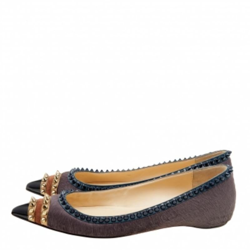 Christian Louboutin Calf Hair & Suede Spiked Malabar Hill Ballet Flats Size 38 For Sale 3