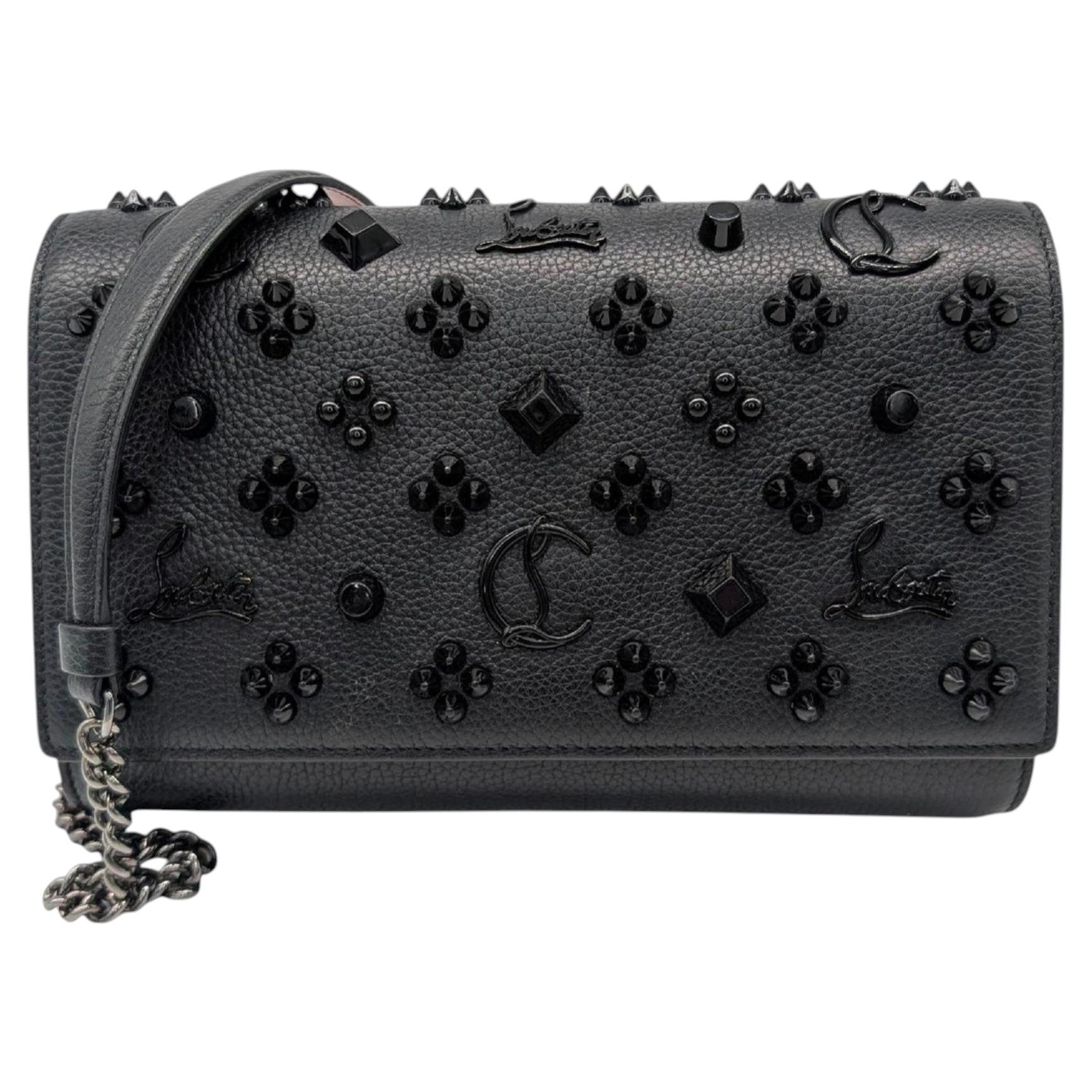 Pochette-portefeuille « Loubinthesky Paloma Chain » en cuir de veau de Christian Louboutin