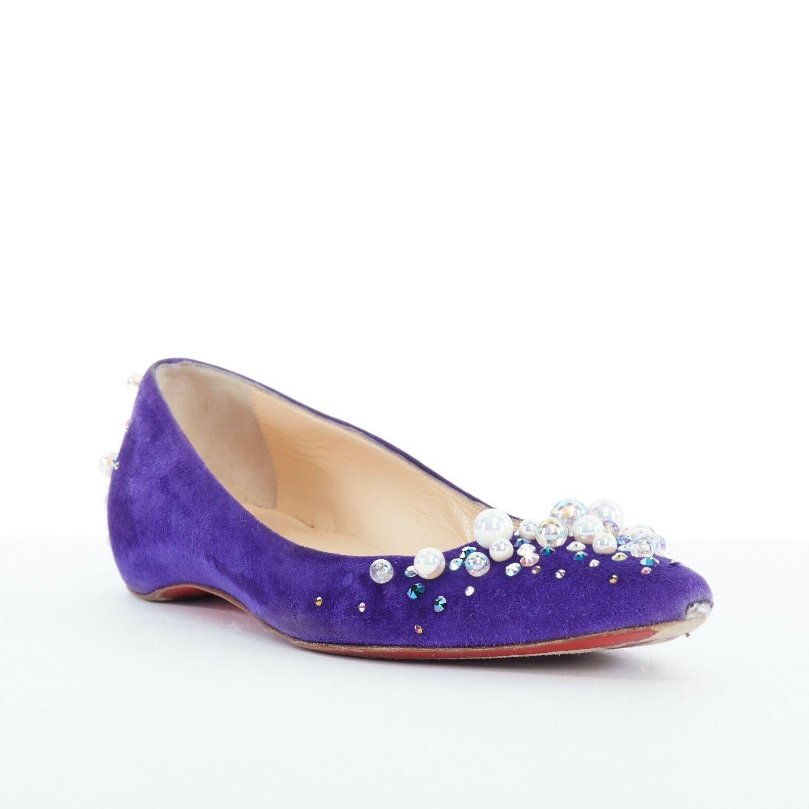 CHRISTIAN LOUBOUTIN Candidate blue suede pearl crystal ballerina flats EU35.5
CHRISTIAN LOUBOUTIN
Candidate ballerina flats. 
Cobalt blue suede upper. Iridescent pearl and jewel embellished upper on toe and at heel. 
Pointed toe. Tonal stitching.
