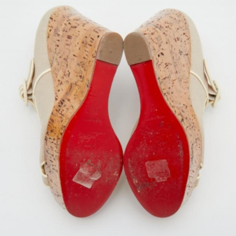 Women's Christian Louboutin Canvas & Leather Cork Melides Wedge Peep Toe Pumps Size 39 For Sale
