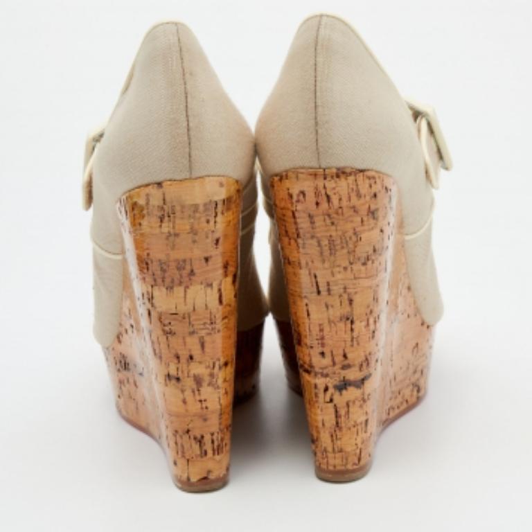 Christian Louboutin Canvas & Leather Cork Melides Wedge Peep Toe Pumps Size 39 For Sale 2