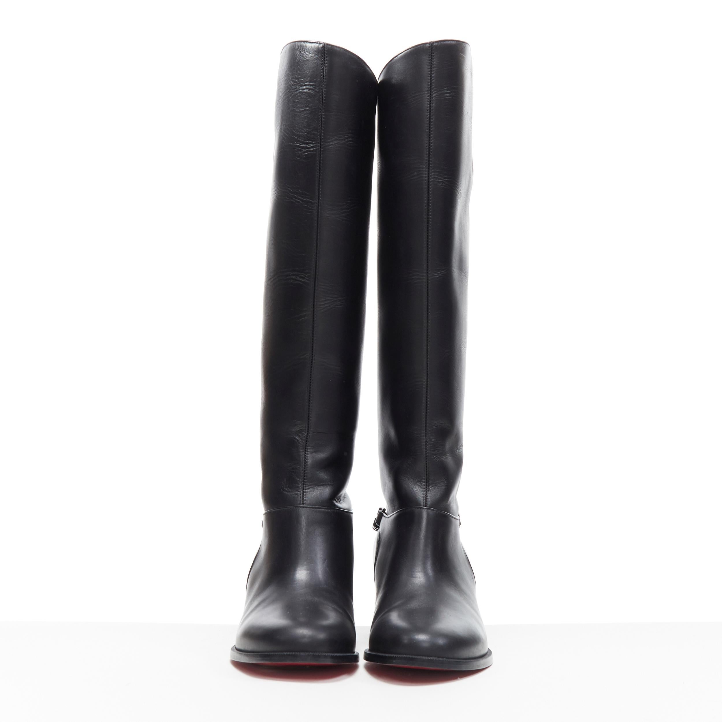 CHRISTIAN LOUBOUTIN Cate black chunky chain hel pull on flat riding boot EU39 In Excellent Condition In Hong Kong, NT