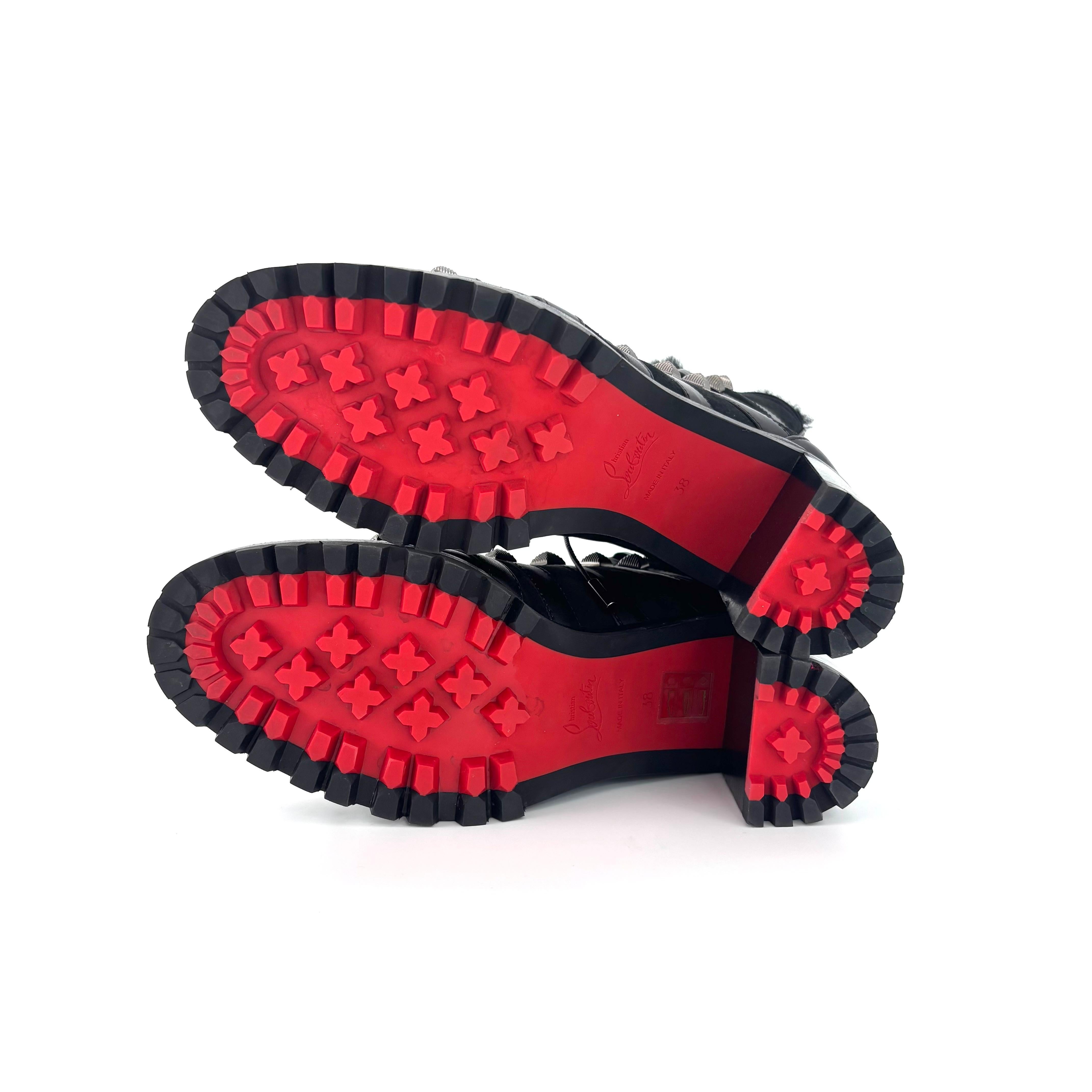 Christian Louboutin Chaletta 70 Nero Shearling Suola di zoccolo Stivaletti Donna 38 in vendita 4