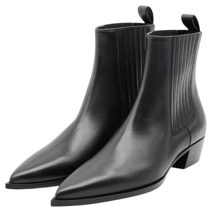 Christian Louboutin Cheliviss Low Boots Calf Leather in Black For Sale