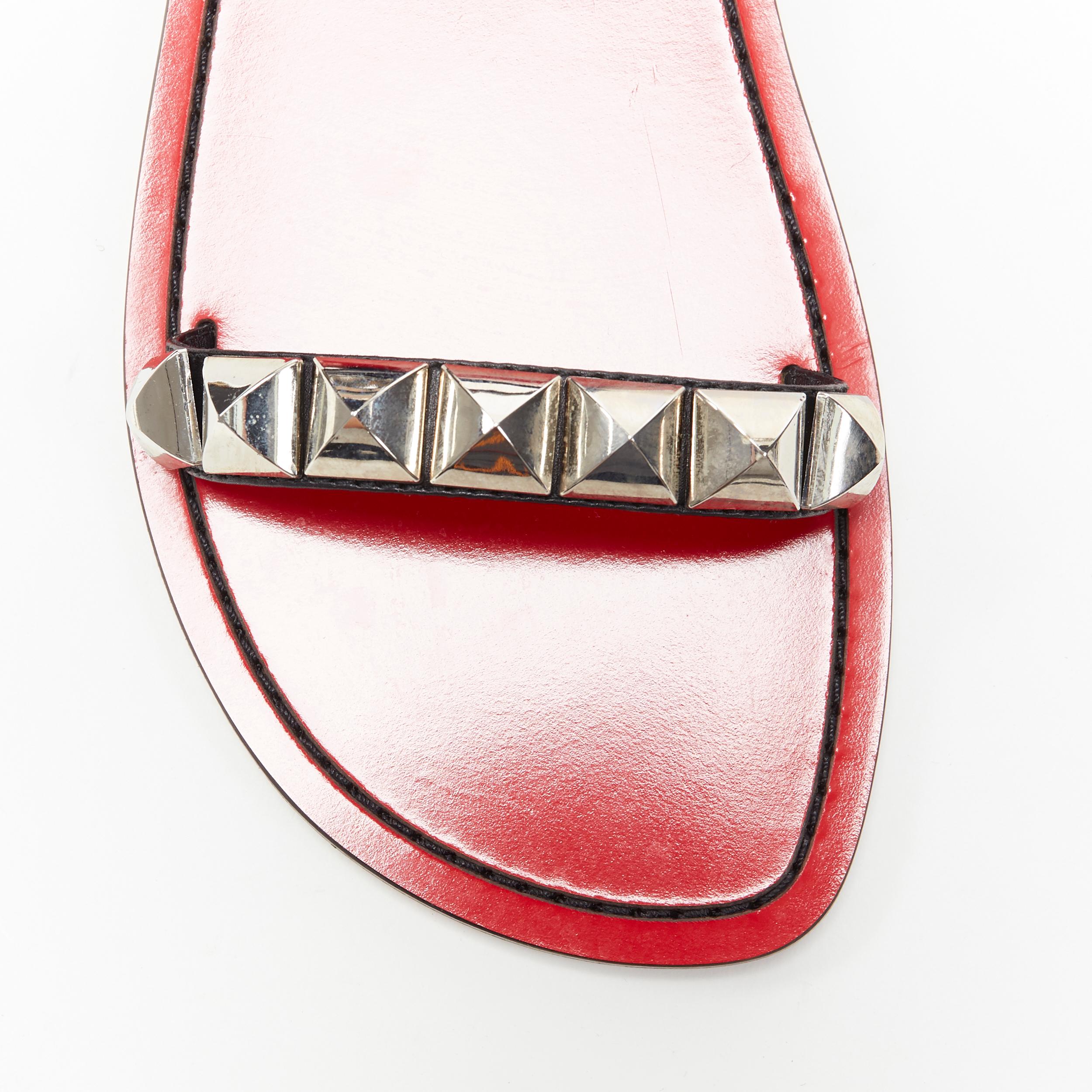 CHRISTIAN LOUBOUTIN Cordaclous Flat silver studded black red leather sandal EU40 2