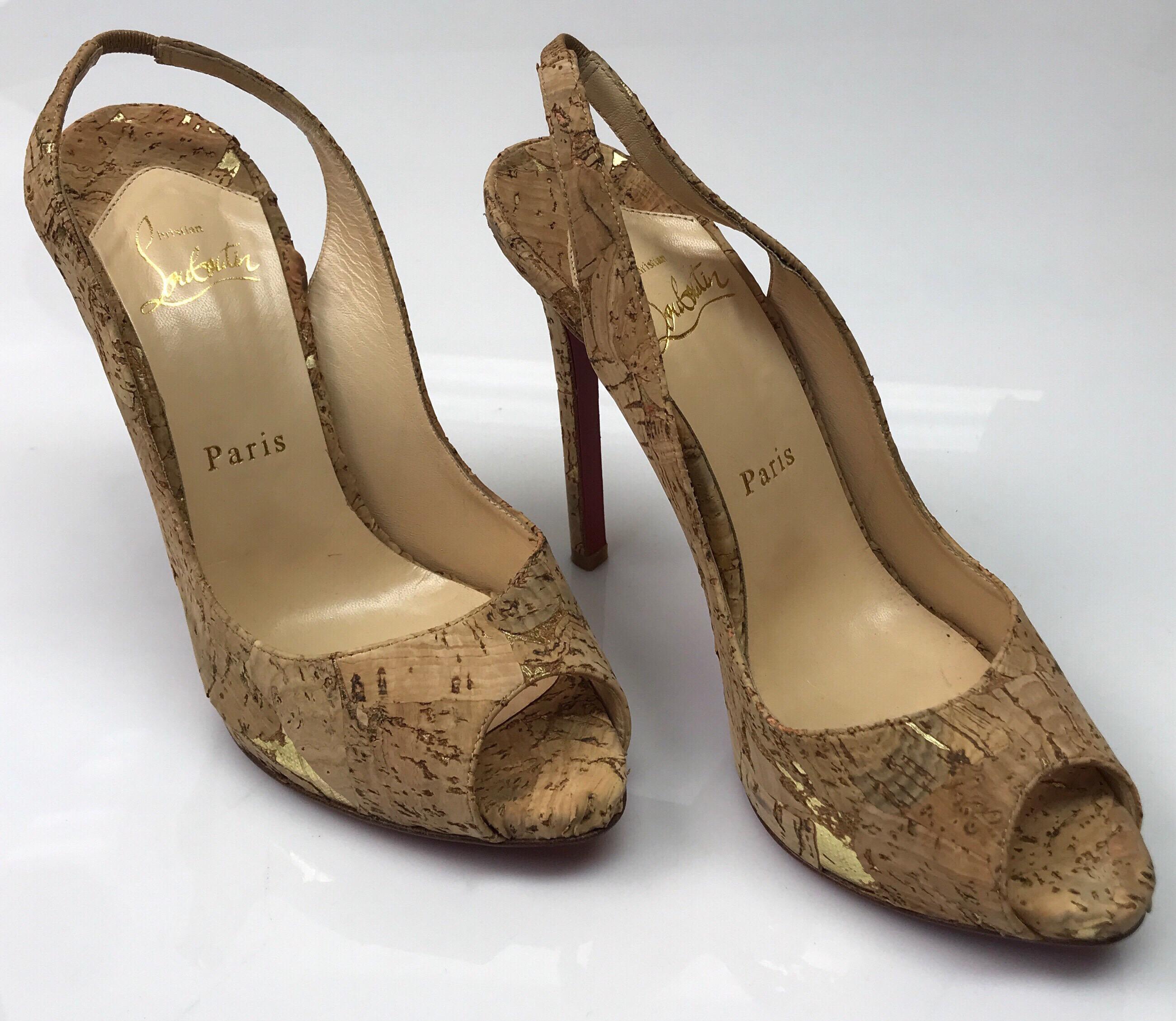 CHRISTIAN LOUBOUTIN Cork Slingback pumps- 37.5 In Excellent Condition In West Palm Beach, FL