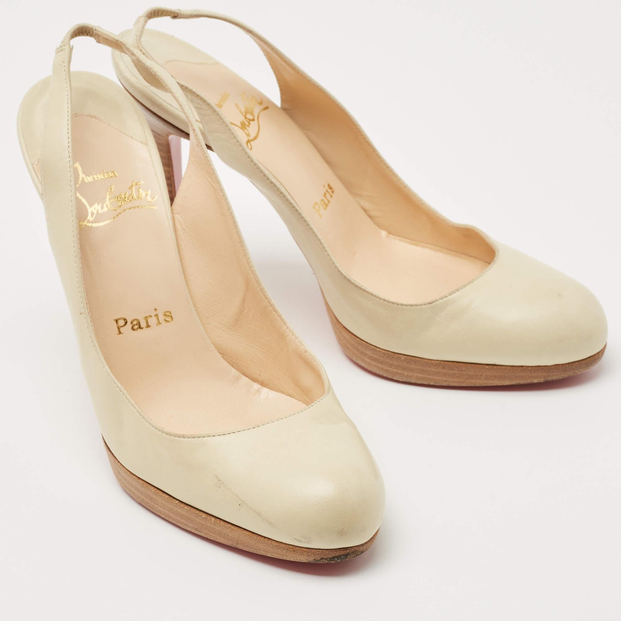 Christian Louboutin Cream Leather Platform Slingback Pumps Size 38.5 In Good Condition For Sale In Dubai, Al Qouz 2