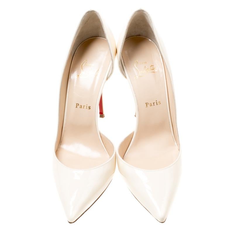 cream pointed shoes