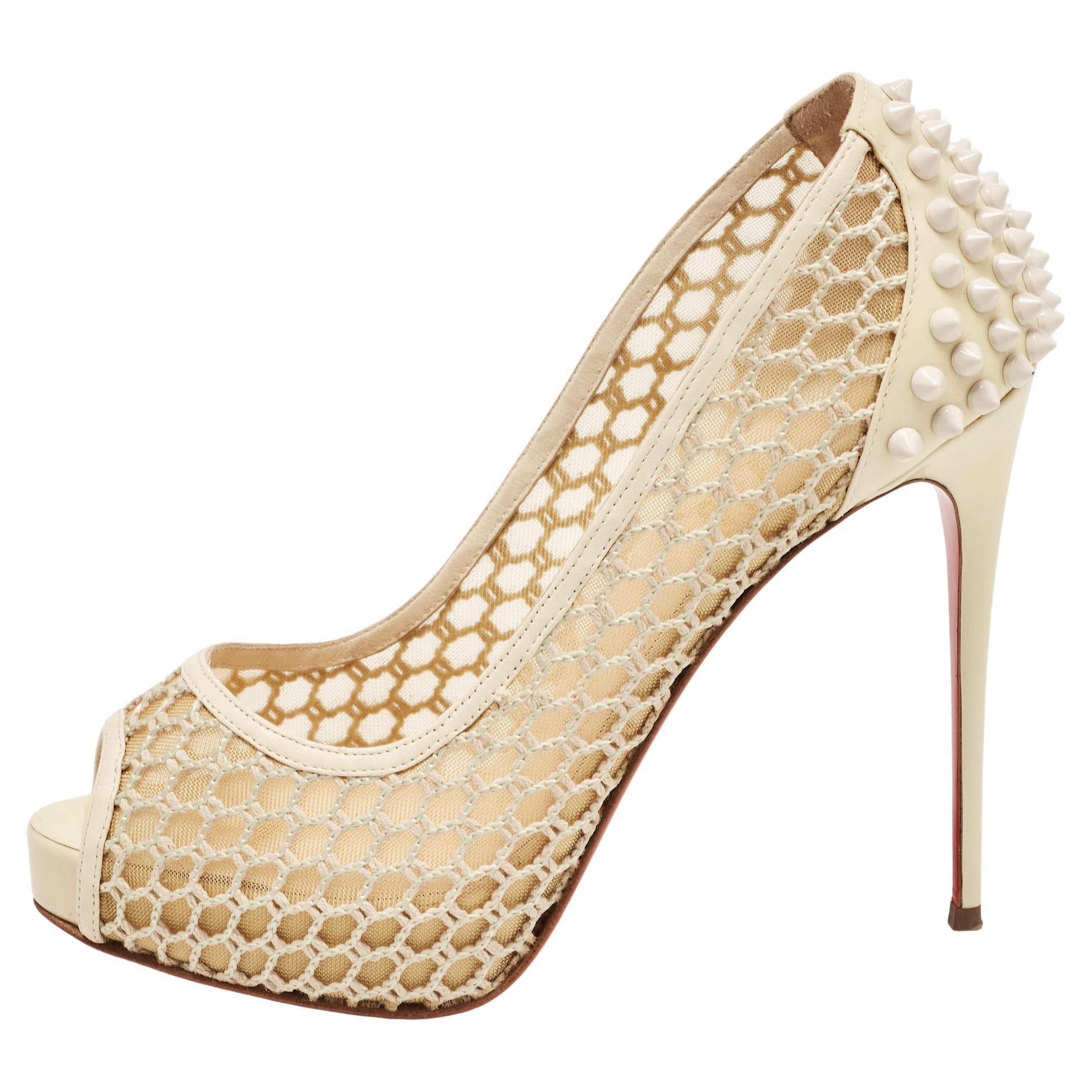 Christian Louboutin Cream Patent Leather and Mesh Guni Spiked Peep Toe Pumps Siz For Sale