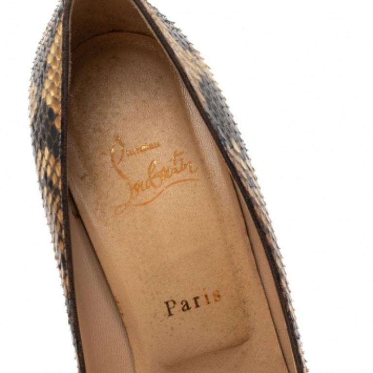 Christian Louboutin Crema/Piel de pitón Nueva Plataforma Simple Bombas Tamaño 39.5 en venta 1