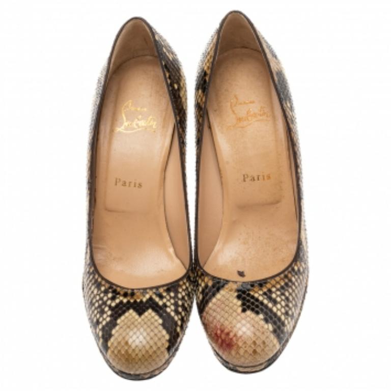 Christian Louboutin Crema/Piel de pitón Nueva Plataforma Simple Bombas Tamaño 39.5 en venta 2